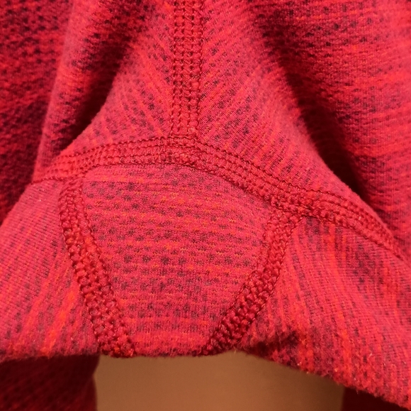 Lululemon Capri Leggings. Size 8 - Picture 4 of 7